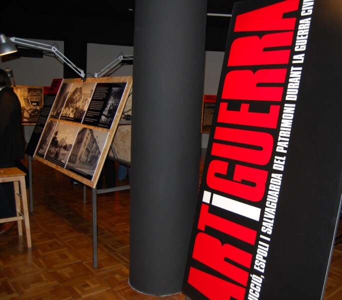 Exposició 'Art i Guerra' al Museu de Badalona.JPG