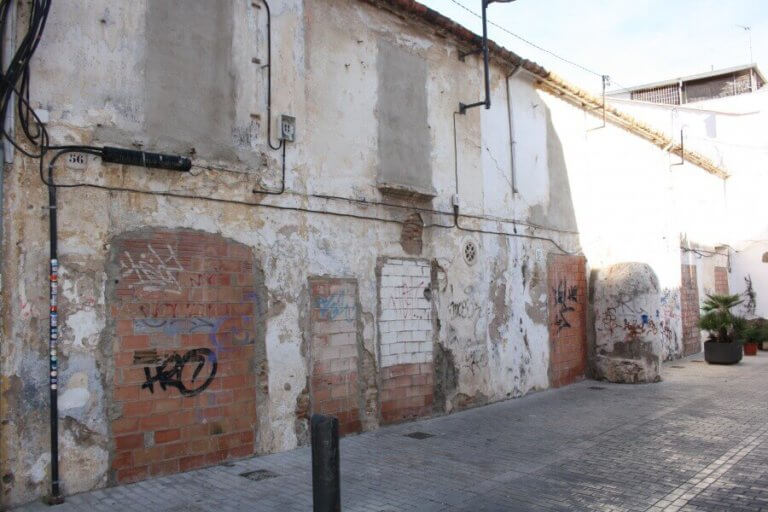 Entitats culturals organitzen un matí de reivindicació de les cases de pescadors del Centre