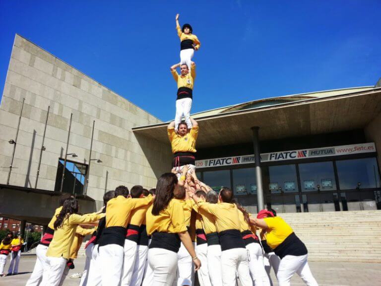 Els Micaco celebren els 15 anys amb 15 pilars a llocs emblemàtics de Badalona