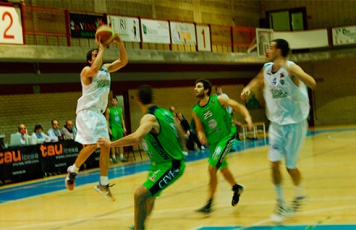 club-basquet-prat-guanya-al-boulevard-de-avila-a-lultim-minut.jpg