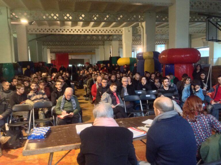 La CUP congrega 900 persones a La Llauna per dur a terme una jornada de debat