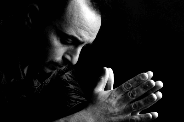 L’artista badaloní Manuel Fernández presenta a casa el seu primer disc