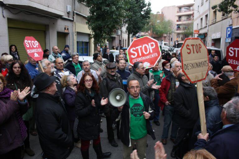 La PAH es desplaça un cop al mes a diferents barris de Badalona