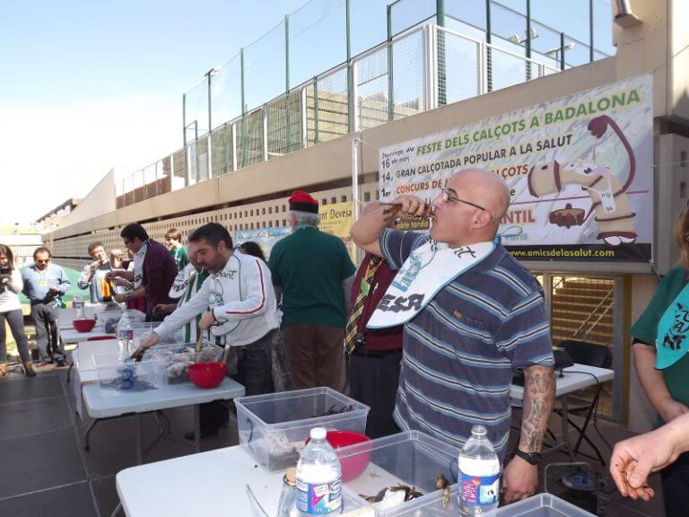 La Salut reparteix 8.000 calçots durant la 14a Gran Calçotada Popular