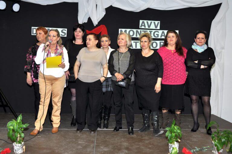 Un centenar de dones celebren el seu dia amb un sopar de l’AV Montigalà Batllòria