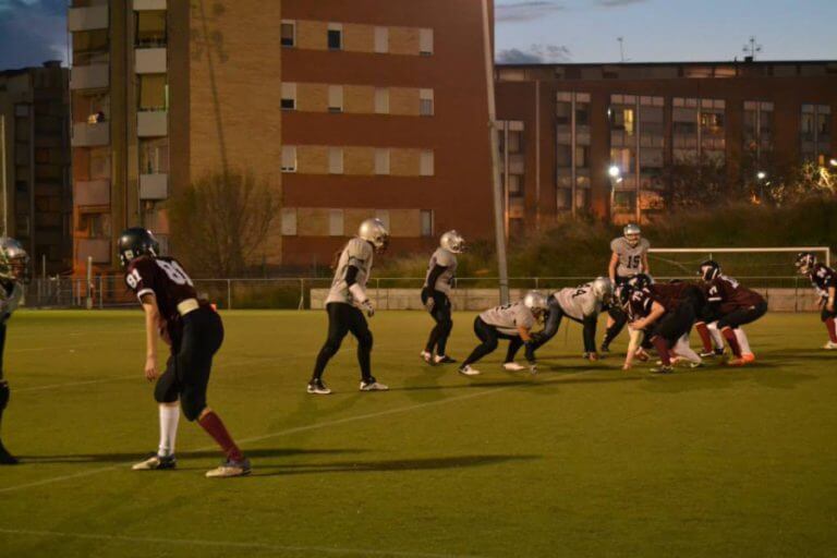 Les Zaragoza Mustangs guanyen a les Dracs Girls en la segona pròrroga