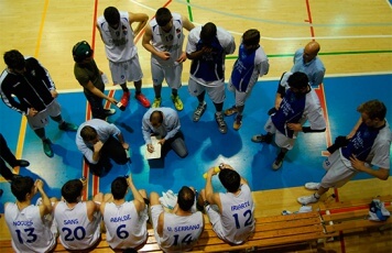 club-basquet-prat-guanya-al-guadalajara.jpg