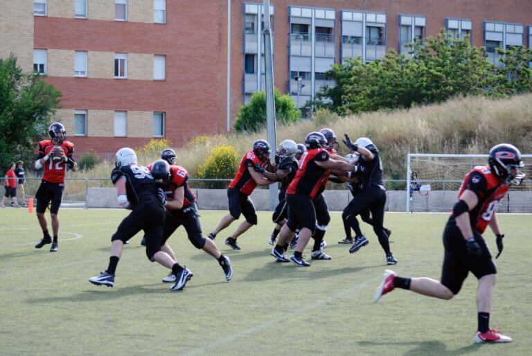Els Dracs aconsegueixen passar a la final després de vèncer als Pioners