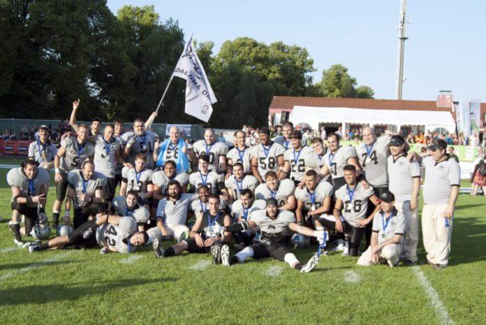 Badalona Dracs subcampeones de la I EFL Bowl.jpg