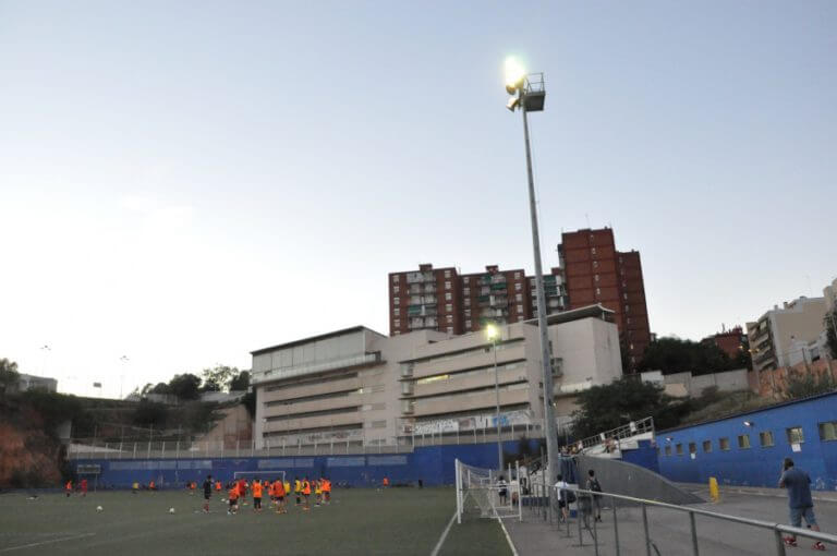 Recuperen la llum; mantenen la por