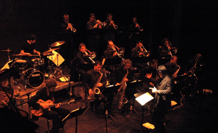 La Big Band de l’EMMB i la Coral Renaixença, unió de talents al Teatre Zorrilla