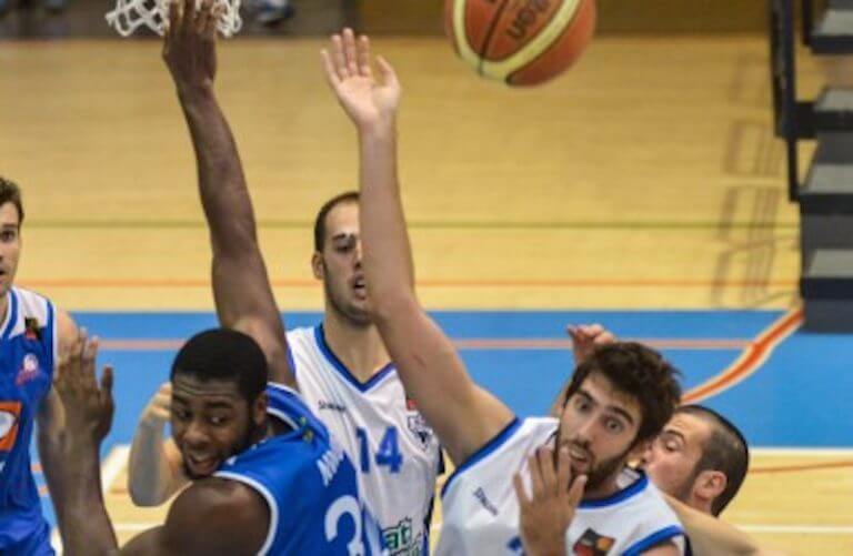 El Prat supera els seus mals (85-74)