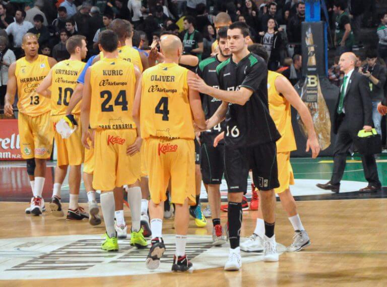 Abalde reapareix nou partits després