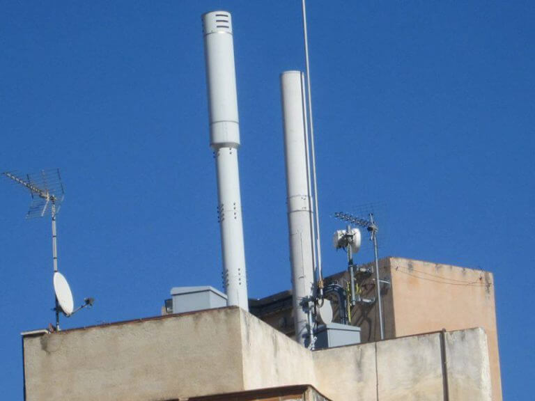 Veïns de Sant Crist en contra de dues antenes de telefonia mòbil
