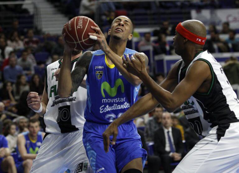 La Penya fa fallida al Palacio (78-75)
