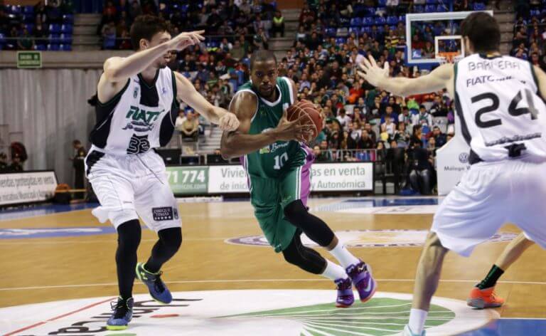 A tocar de la gesta (81-77)