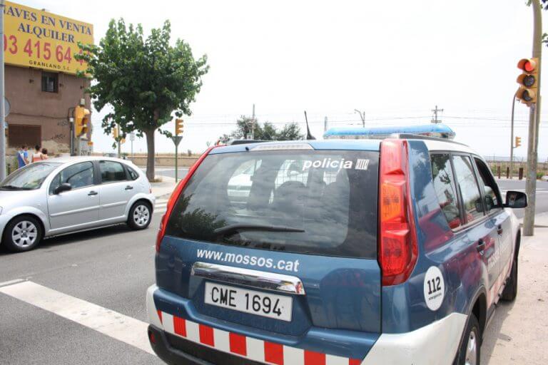 Dos bars de Badalona, usats per blanquejar diners d’una xarxa d’explotació laboral