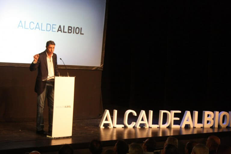 Albiol torna a confiar en la “neteja” de l’incivisme i la delinqüència per a revalidar l’alcaldia