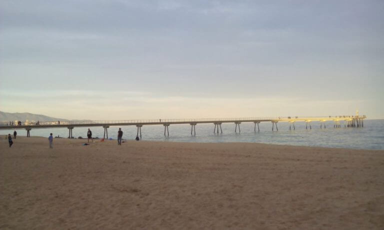 Troben el cos sense vida d’un home a la platja del Coco