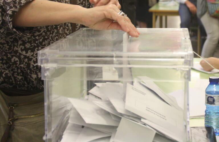 Òmnium i El Punt reuneixen als set principals candidats a l’alcaldia en un debat