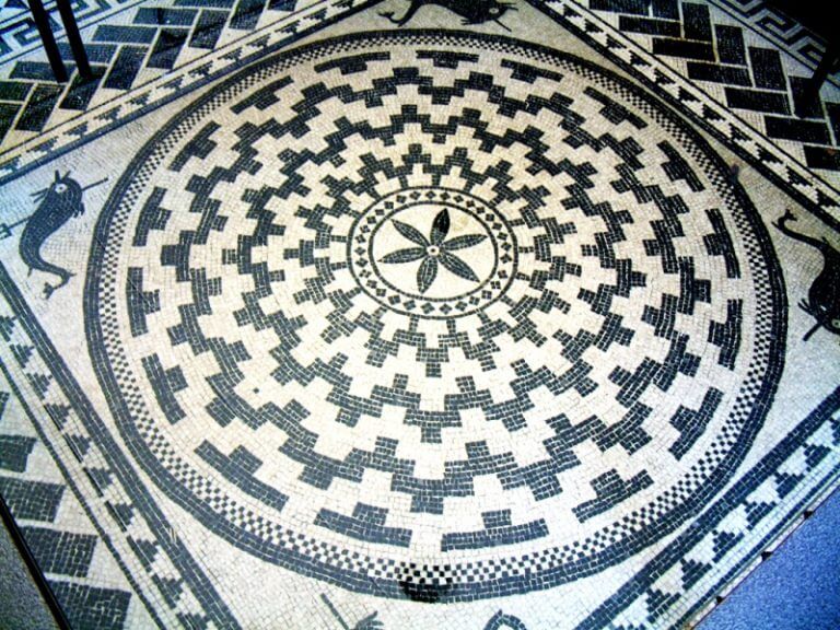 El mosaic romà de la Torre Vella passarà a mans del Museu de Badalona