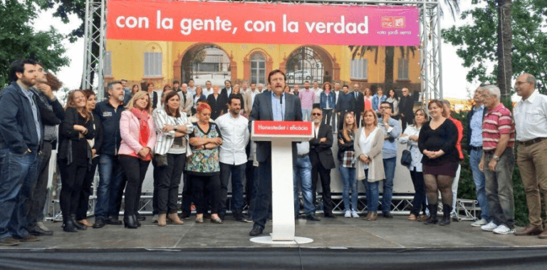 Els partits celebren el final de la campanya electoral amb actes arreu de la ciutat