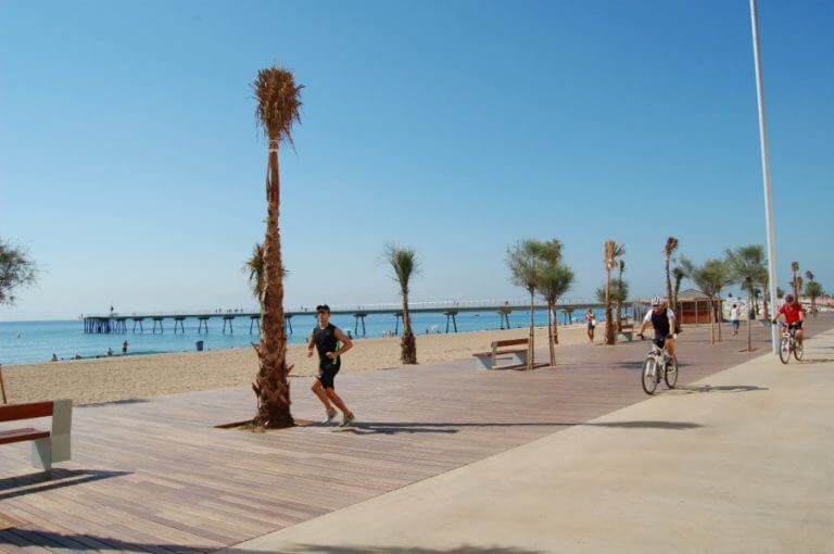 Badalona celebra la Festa del Mar amb una jornada d’activitats al passeig Marítim