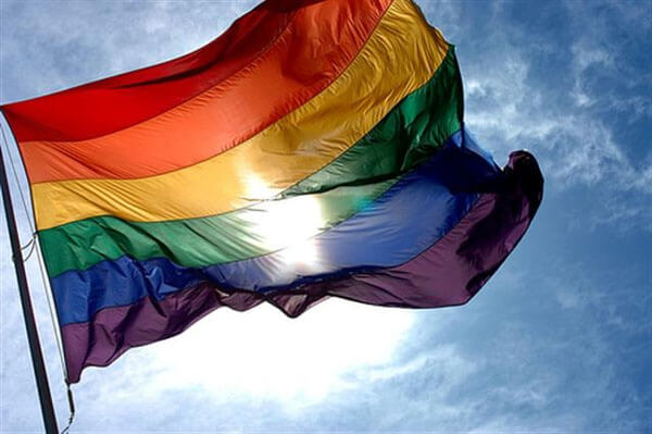 bandera-gay-arco-iris.jpg