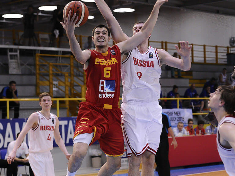 La U20 s’imposa a Ucraïna anant de menys a més (80-72)