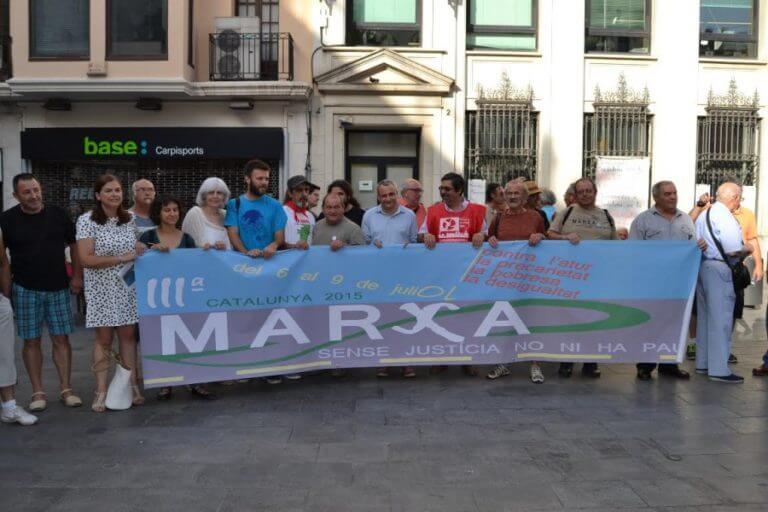La Marxa per una Catalunya sense atur dóna el tret de sortida a la plaça de la Vila