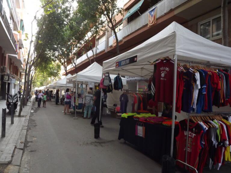 Els comerciants del Progrés surten el carrer Guifré per primera vegada