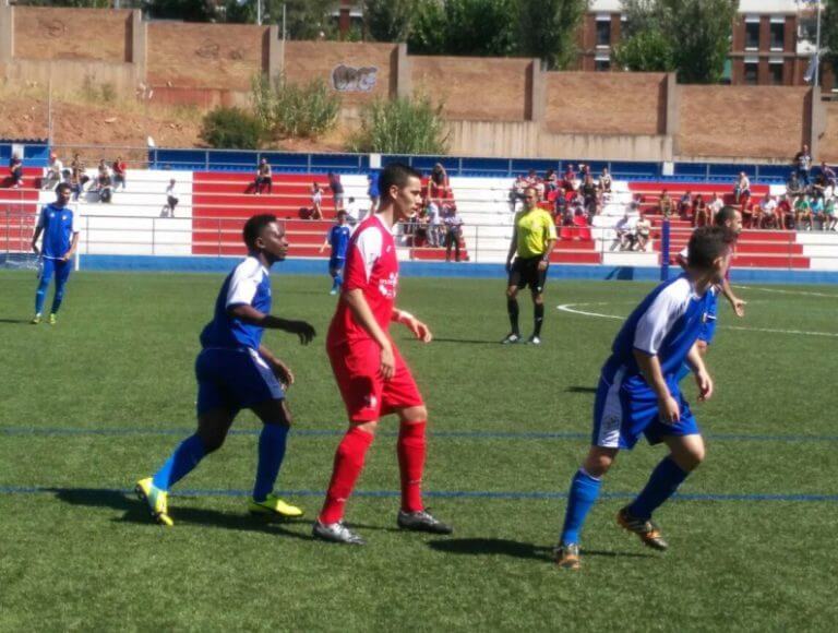El Llefià s’emporta un derbi apassionant (2-1)