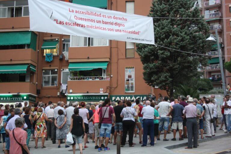 Llefià reivindica les rampes mecàniques i arrenca el compromís de tots els partits