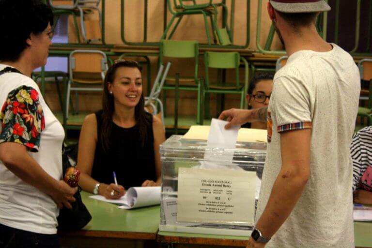 El vot no-independentista, molt superior tot i la victòria de JxSí