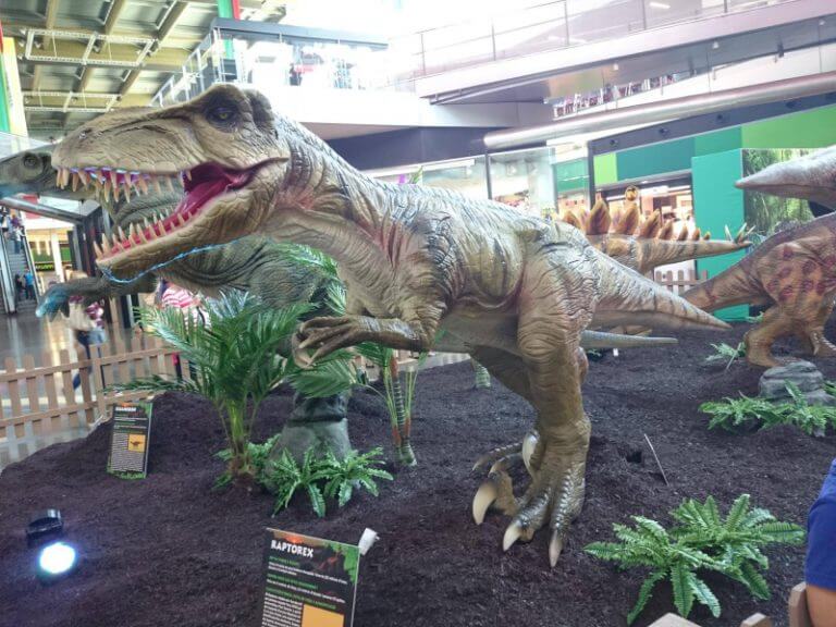 Els dinosaures envaeixen el Màgic Badalona