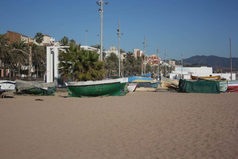Desapareixeran les barques de pescadors de la platja? El govern surt al pas de rumors