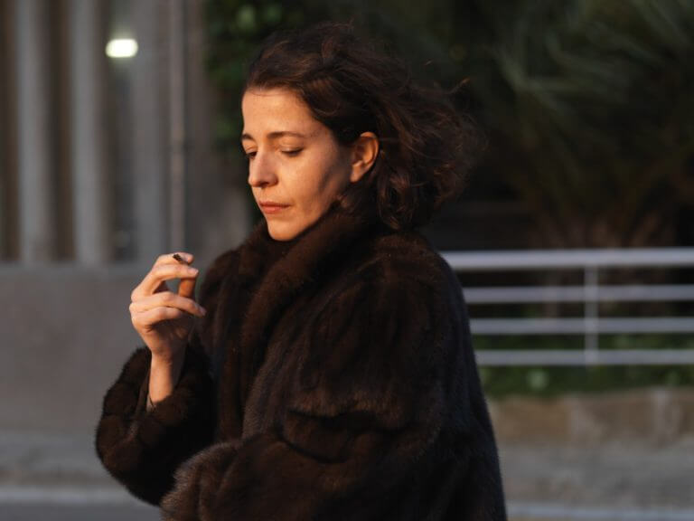 La directora Mar Coll presenta a Badalona la seva pel·lícula guanyadora de dos premis Gaudí