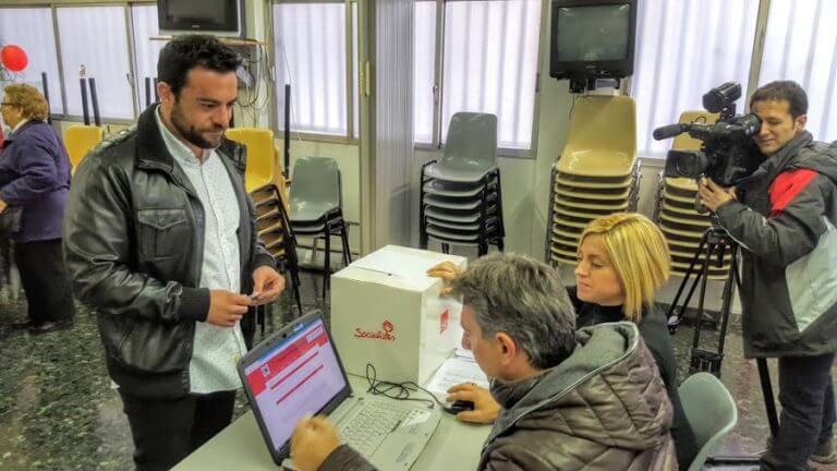 El PSC de Badalona recolza el pacte del PSOE amb Ciutadans