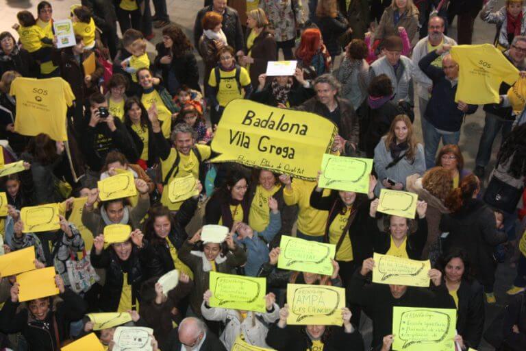 Badalona, declarada Vila Groga en la lluita per l’educació pública