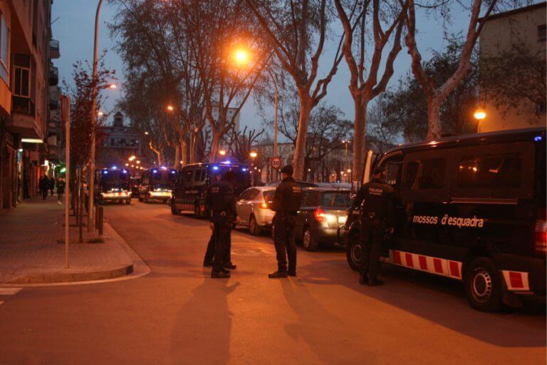 Incerta i tensa tornada a Sant Roc de les famílies que van marxar per un enfrontament entre clans
