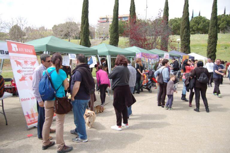 El parc del Torrent de la Font s’omple de vida per reivindicar un projecte de millora