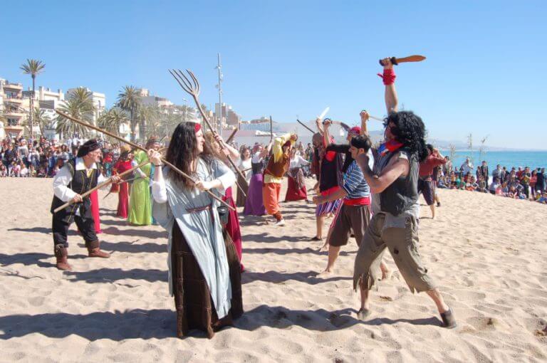 Badalona atura la conquesta pirata durant la Festa Medieval