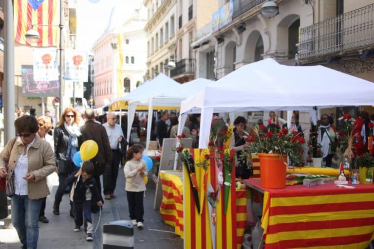 Sant Jordi omplirà de festa els carrers de Badalona