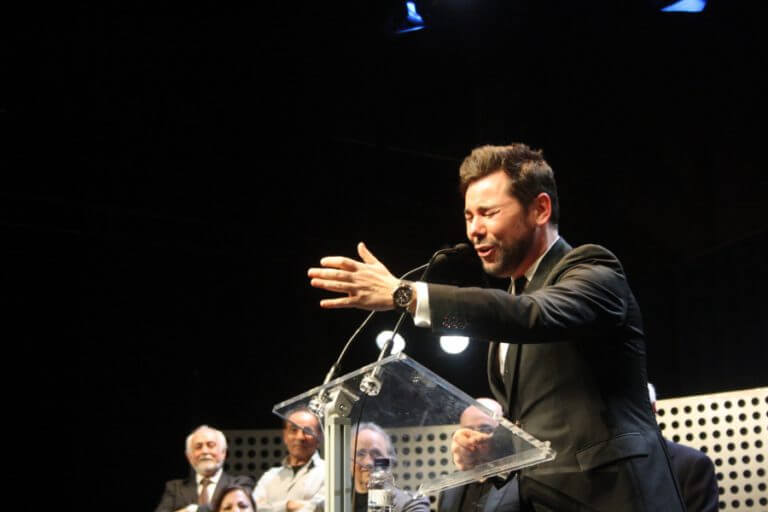 Un concert de Miguel Poveda substituirà la ‘suelta de vaquillas’ al Gran Sol de Llefià