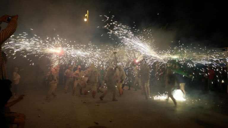 El correbars de les Festes de Maig agafa embranzida