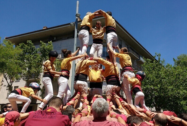 castellers sant andreu.jpg