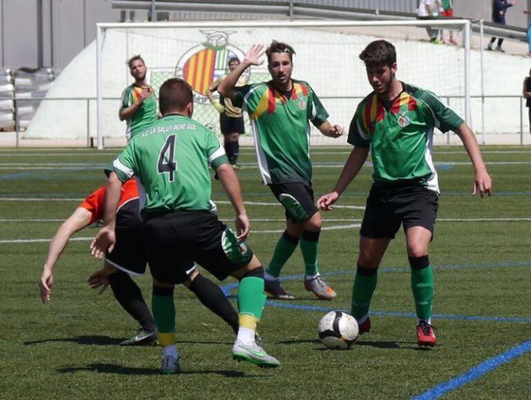Continuen els moviments de plantilla pel Llefià, el Lloreda i el Pere Gol