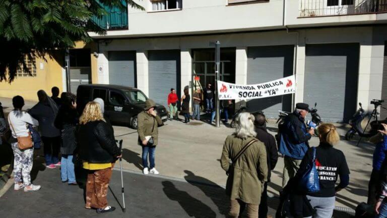 Desallotjada una veïna de Can Claris per no poder pagar el lloguer