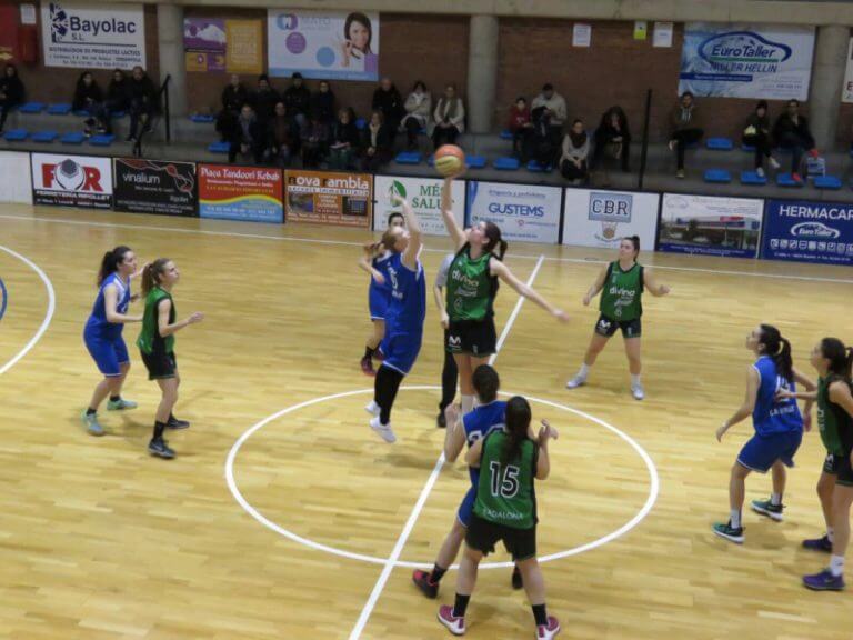 La Penya tira de planter per salvar l’honor en una jornada negra