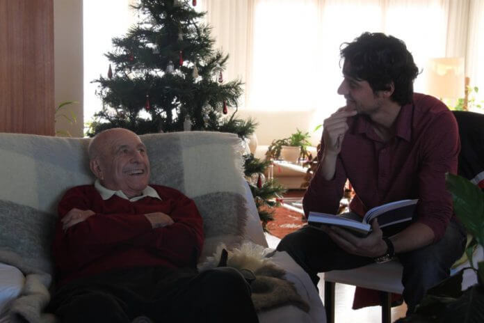 Carlos Jiménez recogiendo el testimonio de Eduardo Kucharski_0.jpg